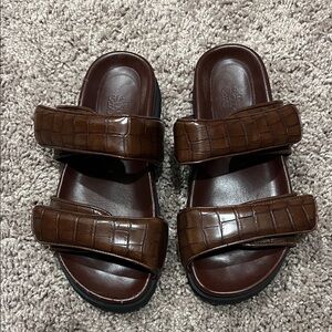 Gia Borghini Brown Croc-Embossed Sandals